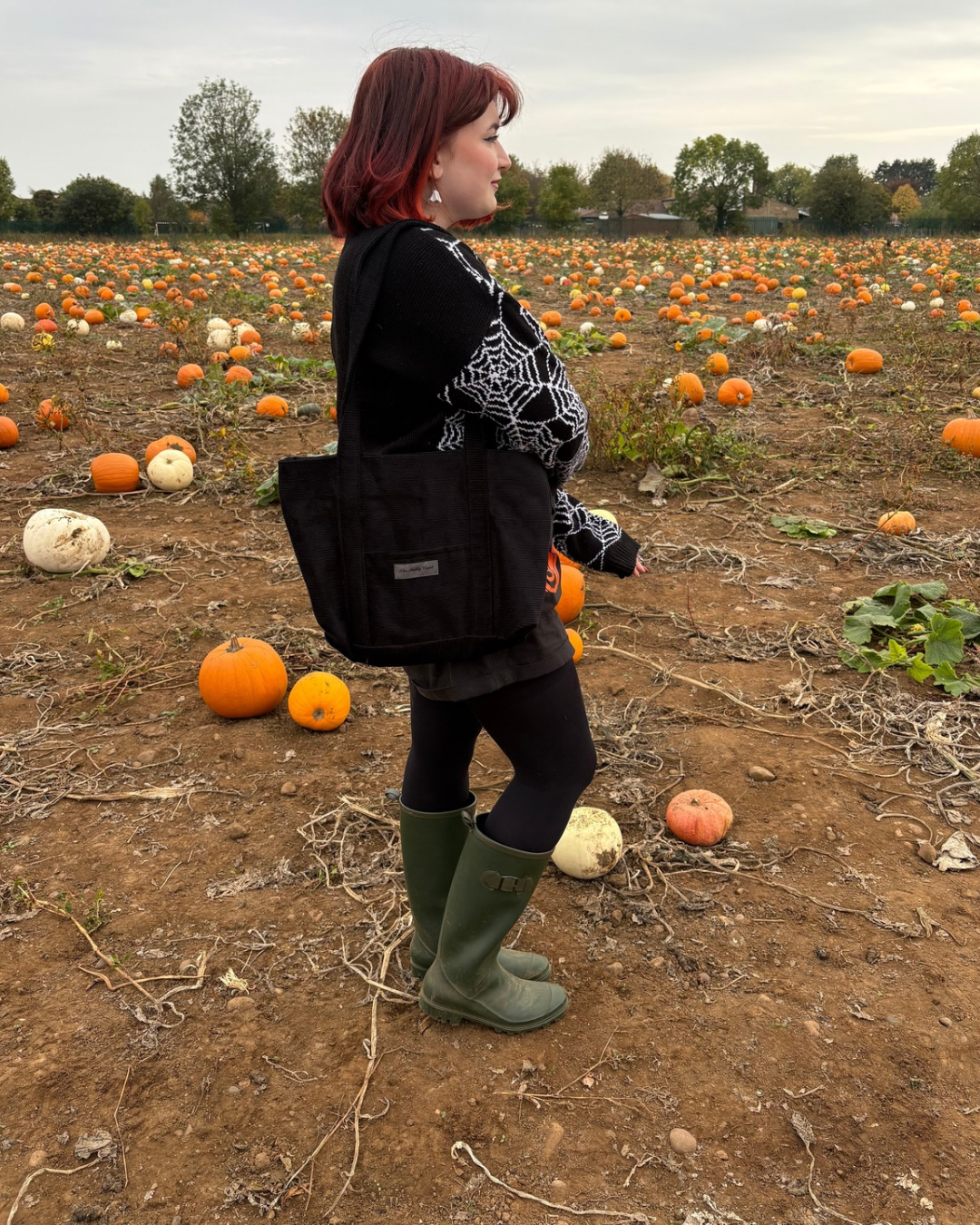 Luxury Shopper - Midnight Black